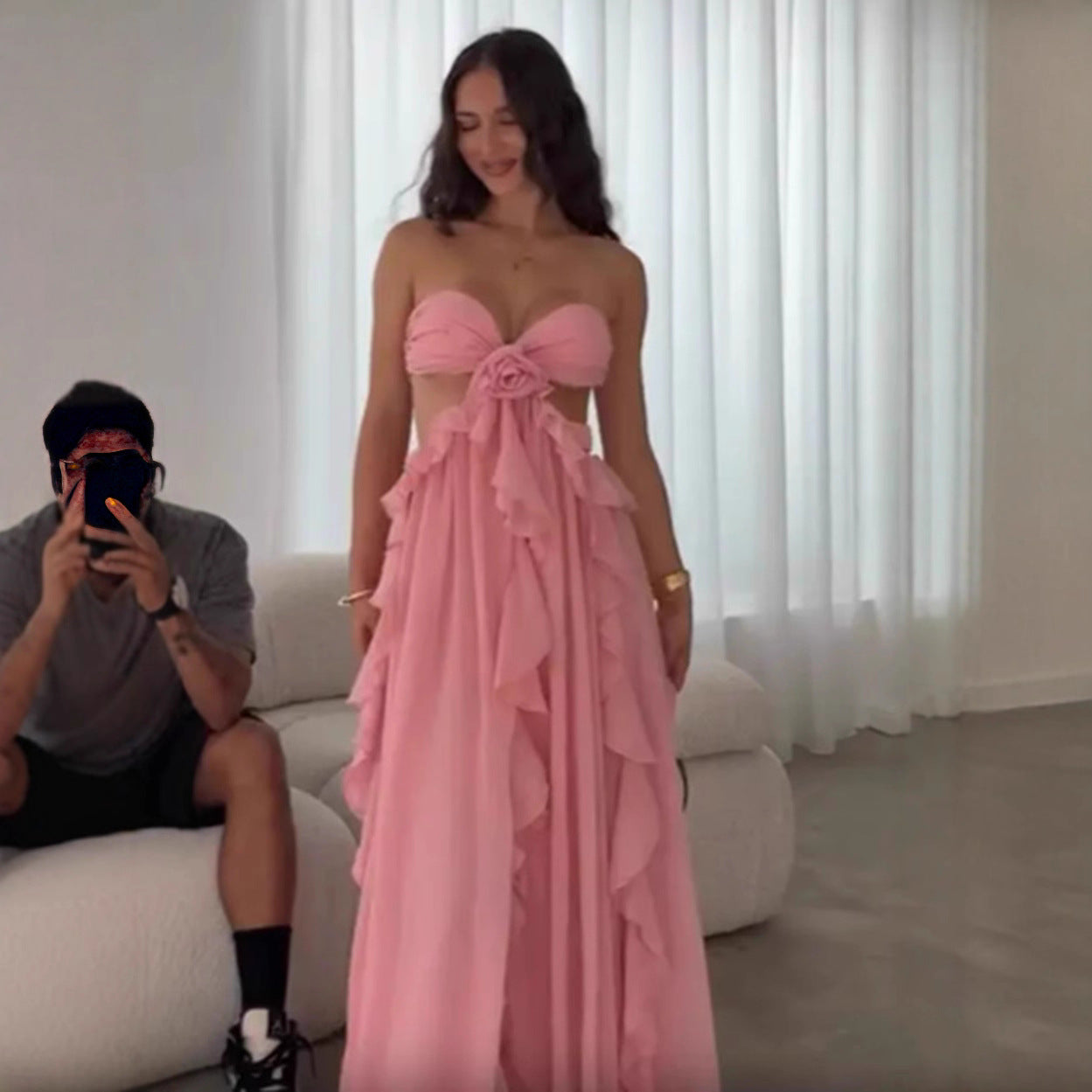 Robe longue de fée  à volants et sans bretelles